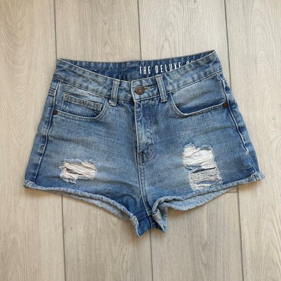 Cotton On The Deluxe Short ripped distressed high waisted denim shorts 2 - Picture 1 of 4